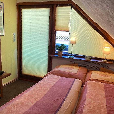 Gemuetliches Zimmer Zentral In Der Lueneburger Heide Schneverdingen Luaran gambar