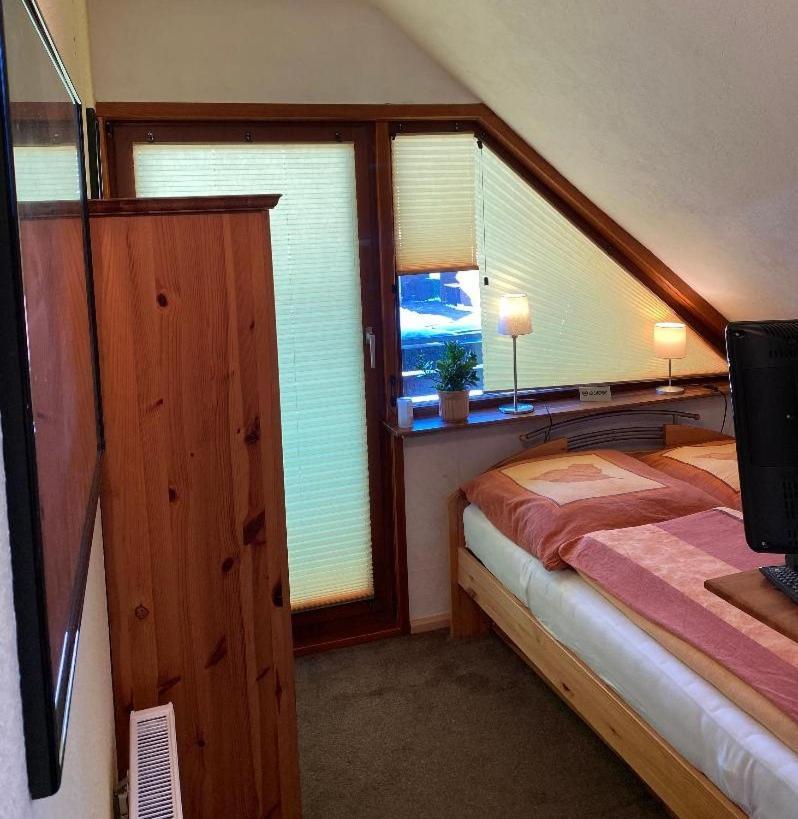 Gemuetliches Zimmer Zentral In Der Lueneburger Heide Schneverdingen Luaran gambar